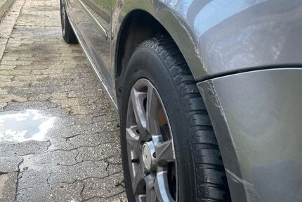 VW Golf Plus 123.546 km 1.650 &euro; Moers 47443