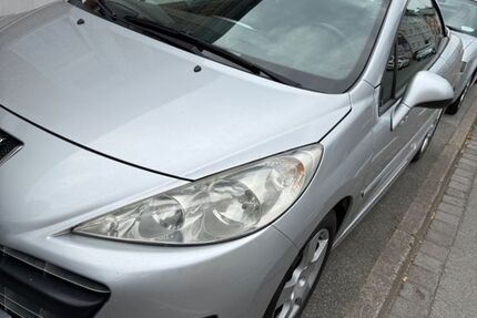 Peugeot 207 171.750 km 2.800 &euro; Mülheim an der Ruhr 45476