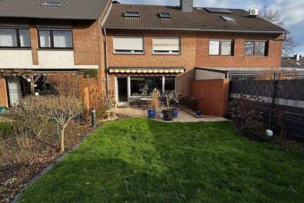 Haus Krefeld Fischeln - 5 Zimmer, 120 m&sup2;, 395.000&euro; | Angebot:25820518