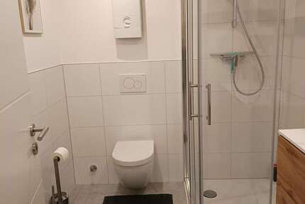 Wohnung Duisburg Huckingen - 3 Zimmer, 85 m&sup2;, 950&euro; | Angebot:27092683