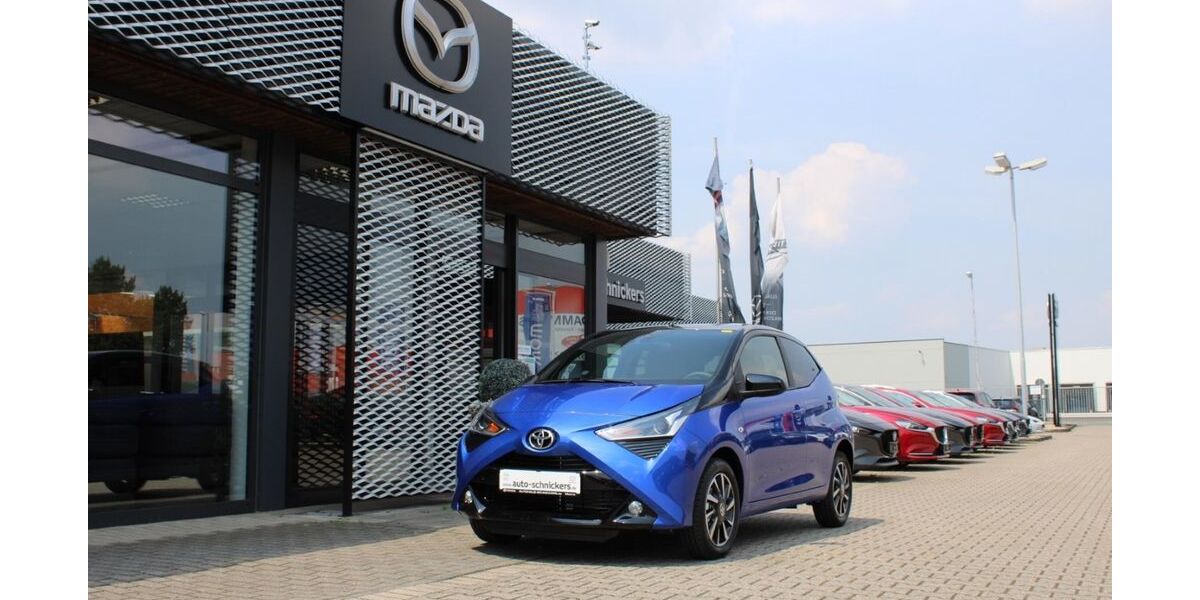 Toyota Aygo (X) 37.309 km 11.990 &euro; Moers 47441