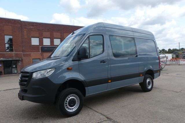 Mercedes-Benz Sprinter 248.497 km 37.950 &euro; Essen 45309