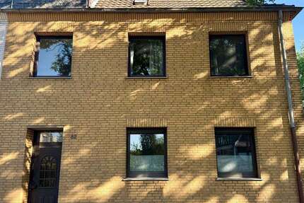 Haus Krefeld Dießem - 7 Zimmer, 168 m&sup2;, 419.000&euro; | Angebot:26799684