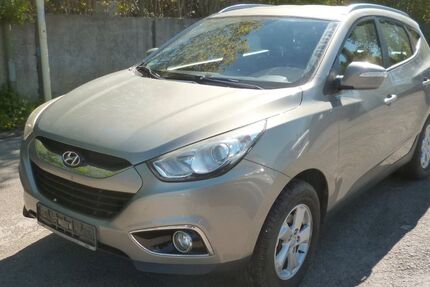 Hyundai ix35 97.000 km 6.450 &euro; Bottrop 46238