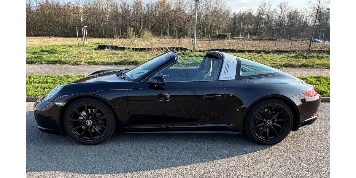 Porsche 991 120.000 km 91.911 &euro; Mülheim 45476