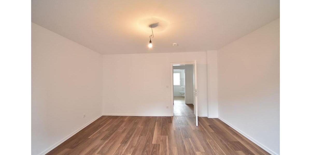 Dachgeschoßwohnung Oberhausen - 3 Zimmer, 87 m&sup2;, 945&euro; | Angebot:25222330