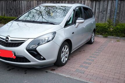 Opel Zafira Tourer 102.159 km 8.000 &euro; Gelsenkirchen 45888