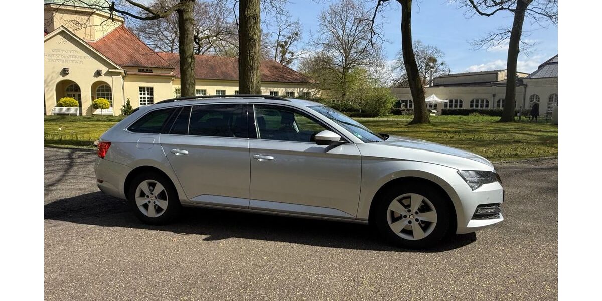 Skoda Superb 85.100 km 19.900 &euro; Mülheim an der Ruhr 45473