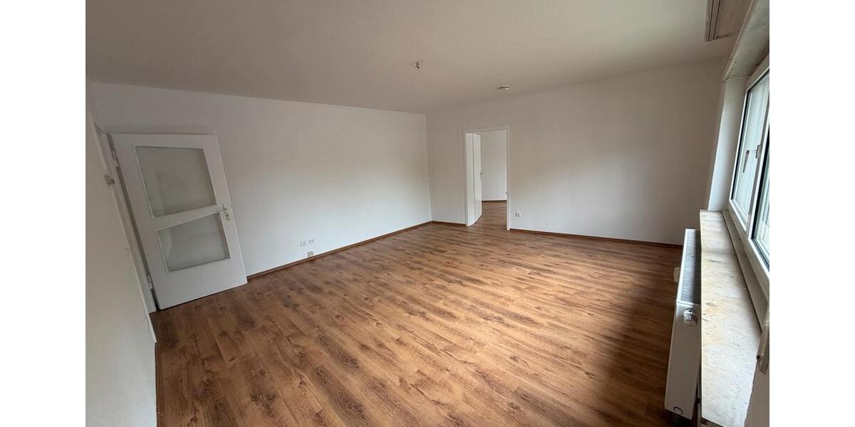 Erdgeschoßwohnung Essen Stadtbezirk IV - 1 Zimmer, 58 m&sup2;, 490&euro; | Angebot:26261253