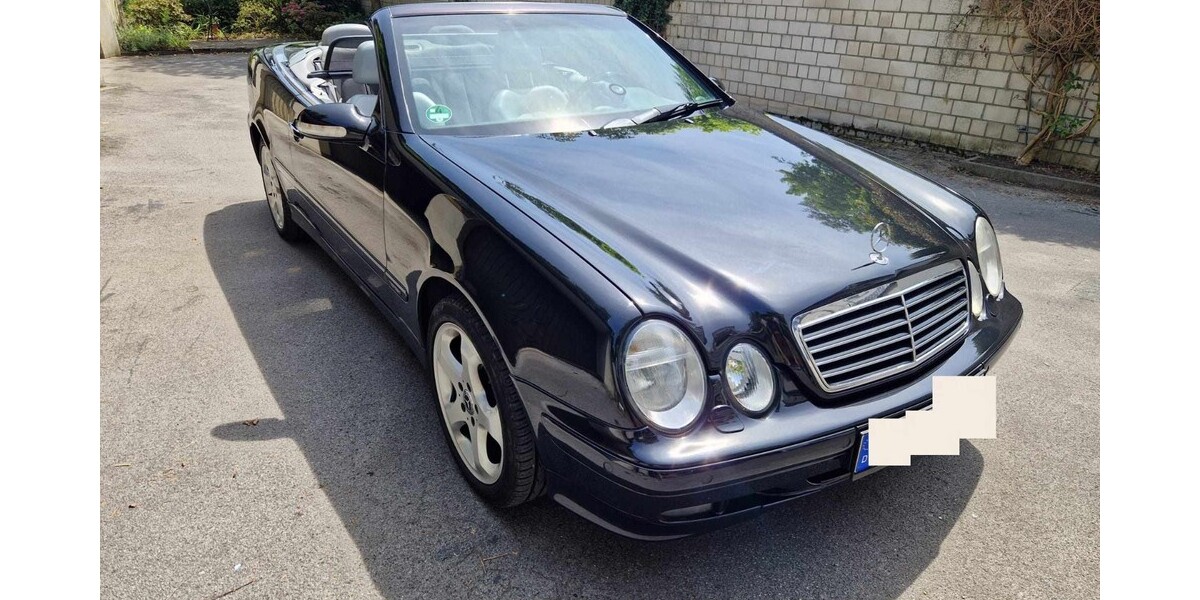 Mercedes-Benz CLK 320 165.500 km 9.490 &euro; Moers 47441
