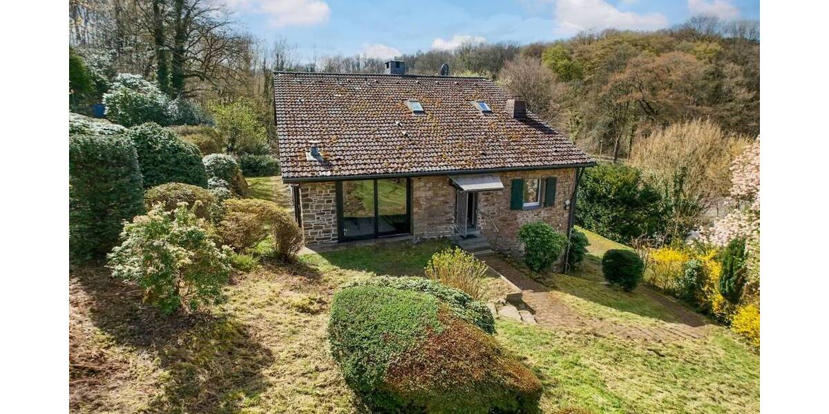 Einfamilienhaus Essen Fischlaken - 9 Zimmer, 203 m&sup2;, 795.000&euro; | Angebot:26289715