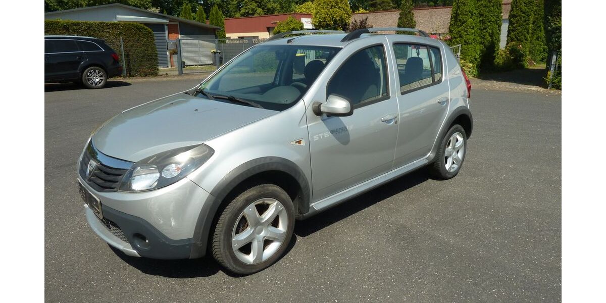 Dacia Sandero 132.000 km 3.350 &euro; Geldern 47608