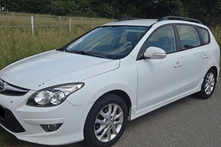 Hyundai i30 140.000 km 4.100 &euro; Moers 47441