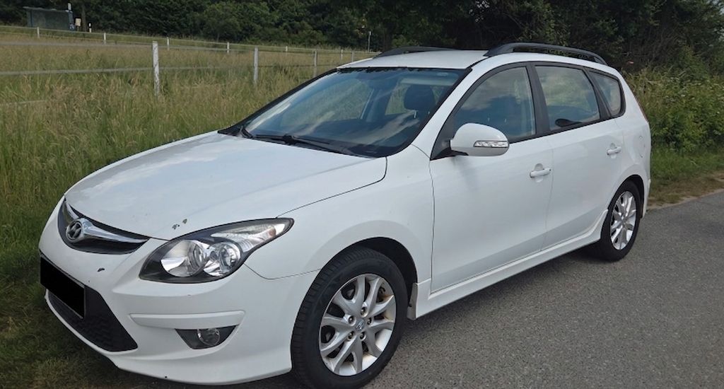 Hyundai i30 140.000 km 4.100 &euro; Moers 47441