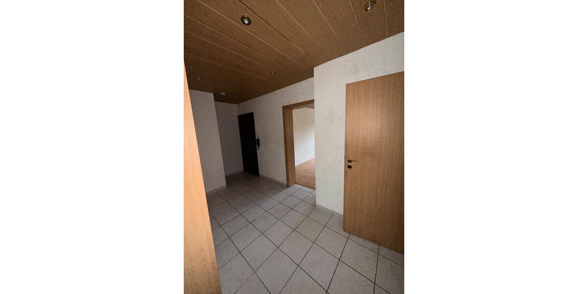 Etagenwohnung Duisburg Mittelmeiderich - 2.5 Zimmer, 70 m&sup2;, 118.000&euro; | Angebot:26124178