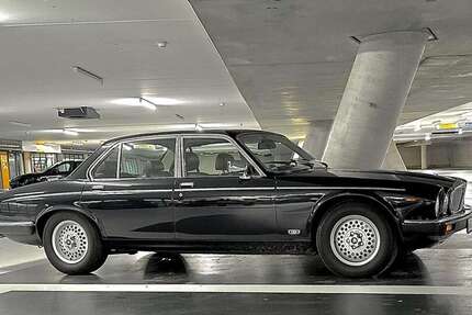 Jaguar XJ12 99.643 km 29.500 &euro; Krefeld, Stadt 47800