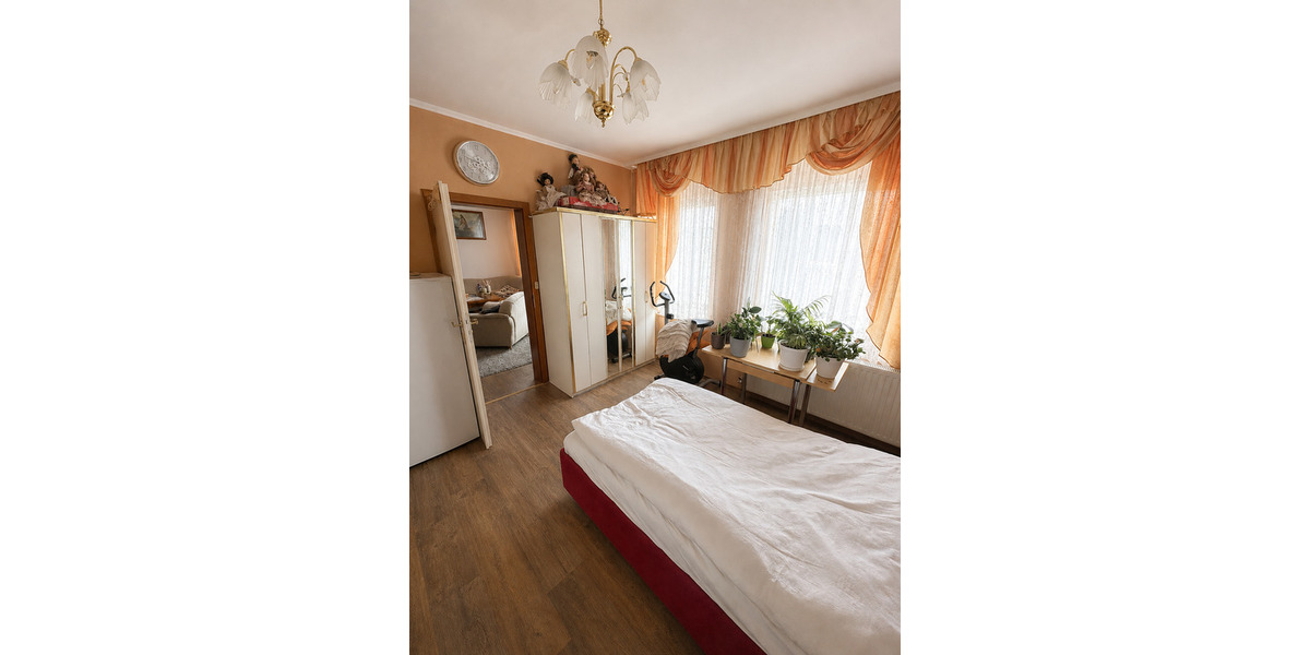 Etagenwohnung Krefeld Cracau - 2 Zimmer, 41 m&sup2;, 410&euro; | Angebot:26788375