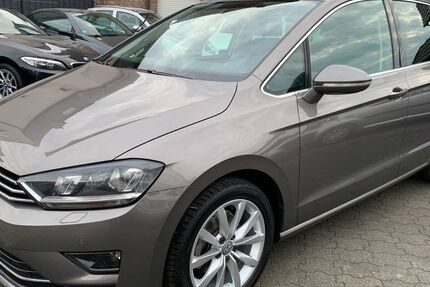 VW Golf Sportsvan 105.000 km 14.950 &euro; Moers 47443