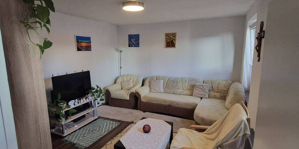 Etagenwohnung Krefeld Cracau - 2 Zimmer, 56 m&sup2;, 450&euro; | Angebot:26174379