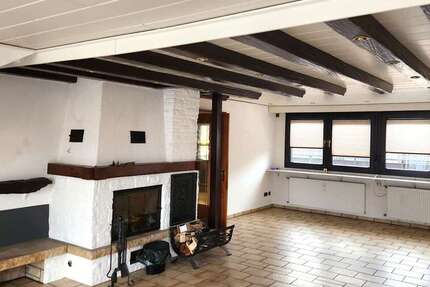 Wohnung Oberhausen Schwarze Heide - 3 Zimmer, 150 m&sup2;, 990&euro; | Angebot:25225099