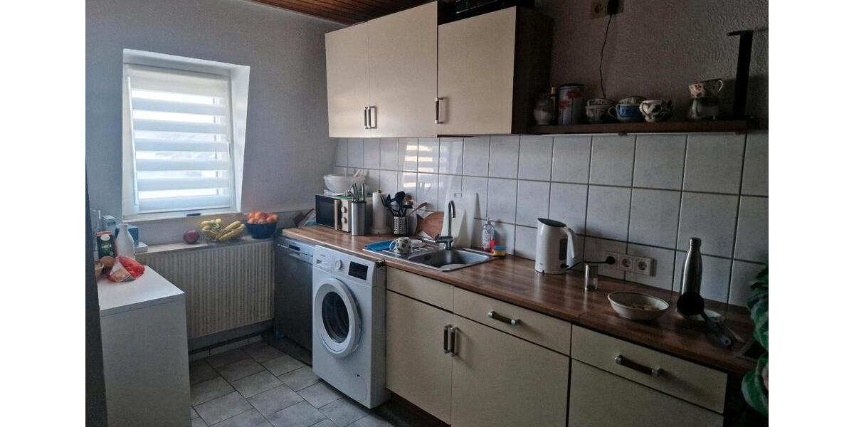 Dachgeschoßwohnung Krefeld - 3 Zimmer, 76 m&sup2;, 895&euro; | Angebot:25916585