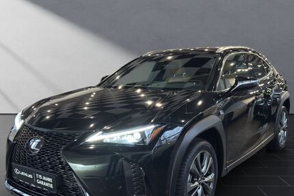 Lexus UX 20.272 km 32.990 &euro; Wesel 46485