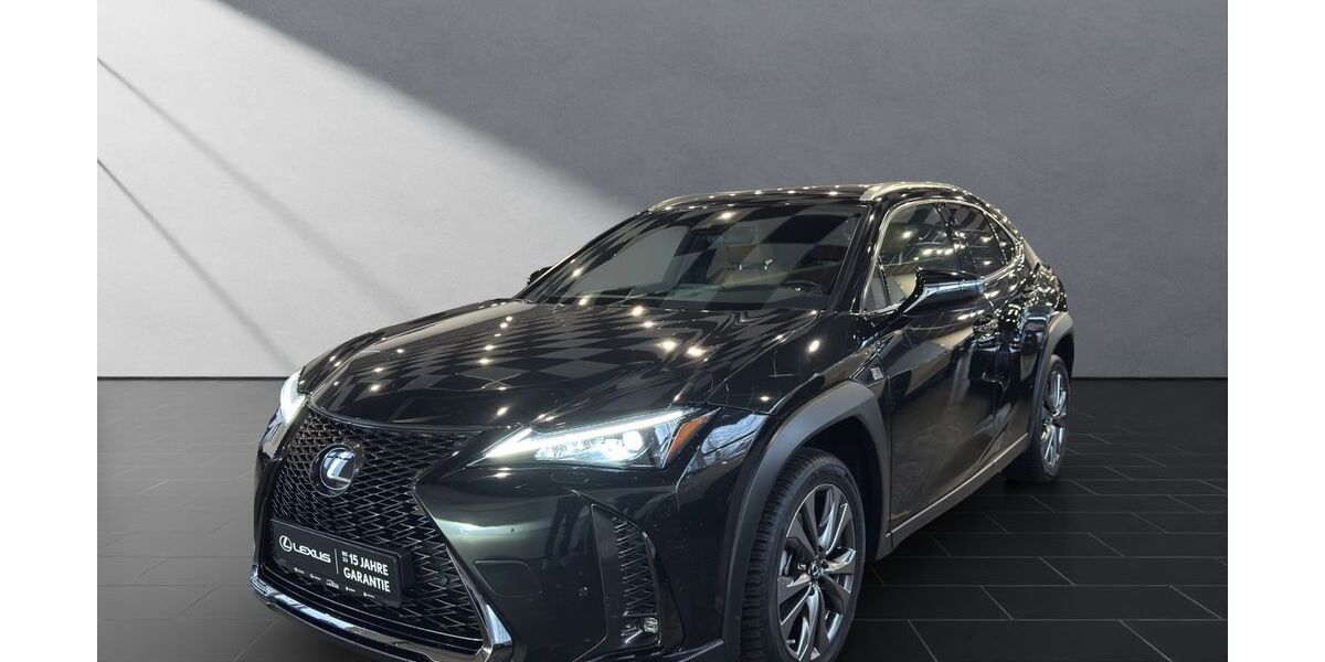 Lexus UX 20.272 km 32.990 &euro; Wesel 46485