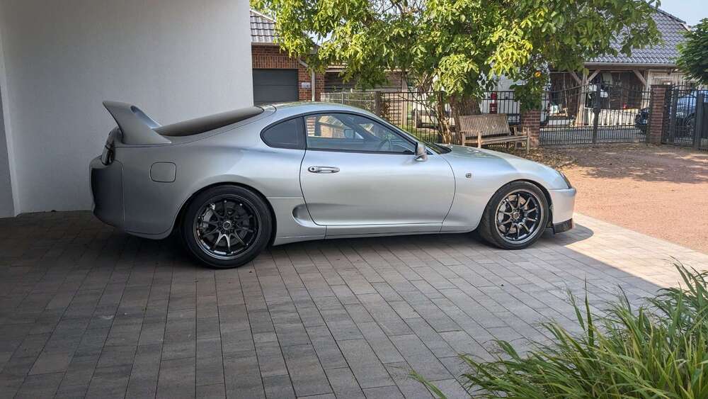 Toyota Supra 87.000 km 64.999 &euro; Hamminkeln 46499