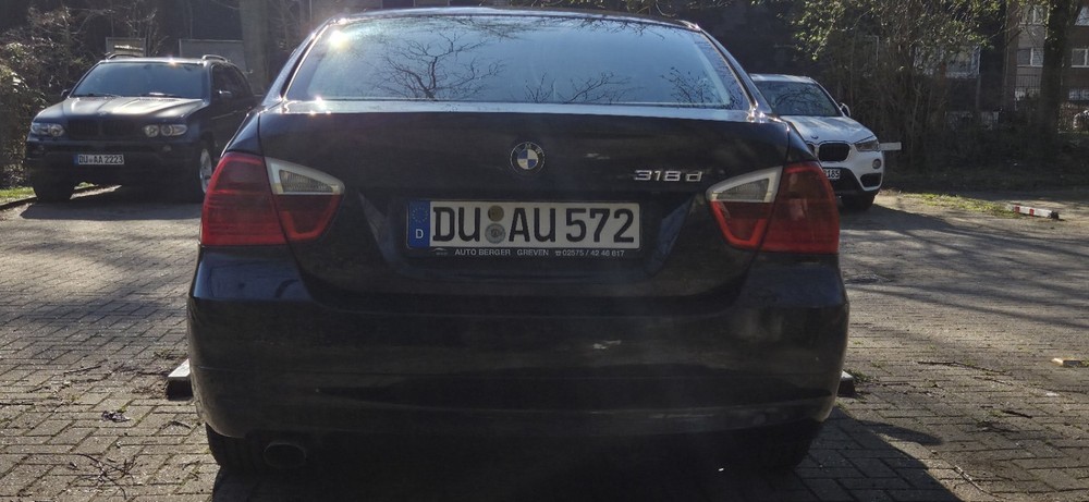 BMW E90 234.326 km 2.950 &euro; Duisburg 47051