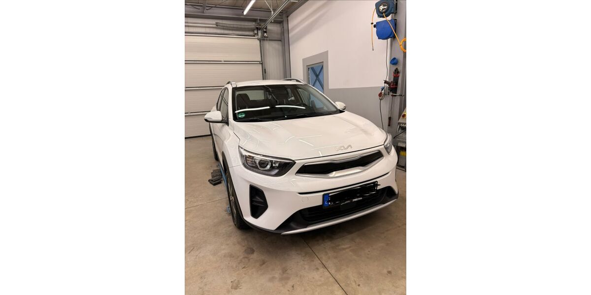 Kia Stonic 37.100 km 17.700 &euro; Moers 47447