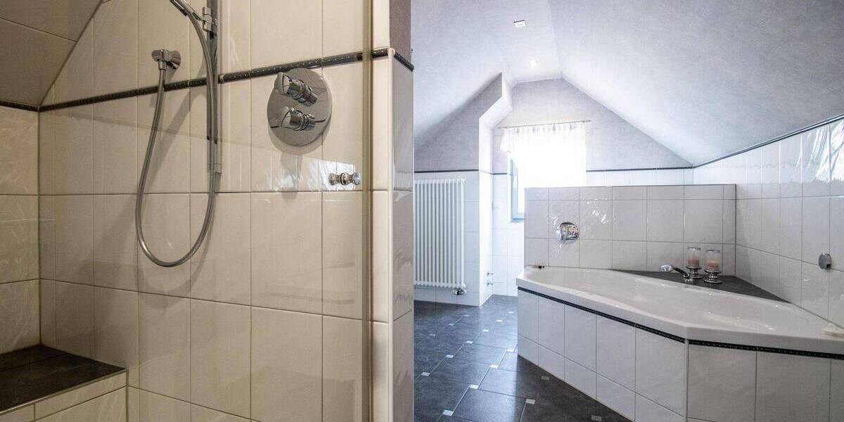 Einfamilienhaus Duisburg Rumeln-Kaldenhausen - 6 Zimmer, 275 m&sup2;, 999.000&euro; | Angebot:26107132