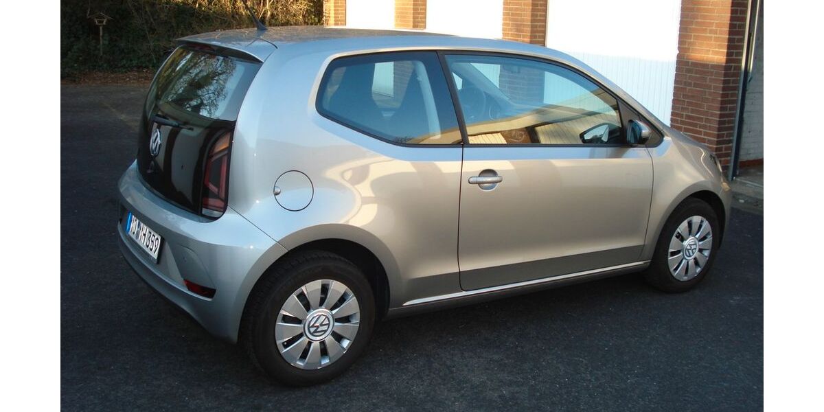 VW up! 11.000 km 9.950 &euro; Duisburg 47199