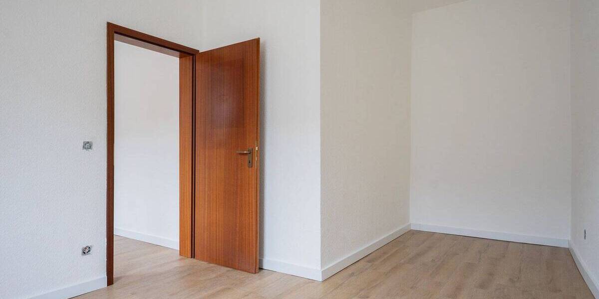 Etagenwohnung Krefeld / Uerdingen Uerdingen - 4 Zimmer, 69 m&sup2;, 670&euro; | Angebot:26190146