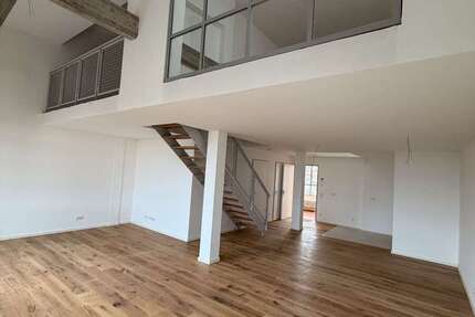 Wohnung Duisburg Essenberg - 4 Zimmer, 126 m&sup2;, 1.835&euro; | Angebot:26273038