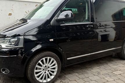 VW T5 Multivan 93.221 km 19.990 &euro; Neukirchen-Vluyn 47506
