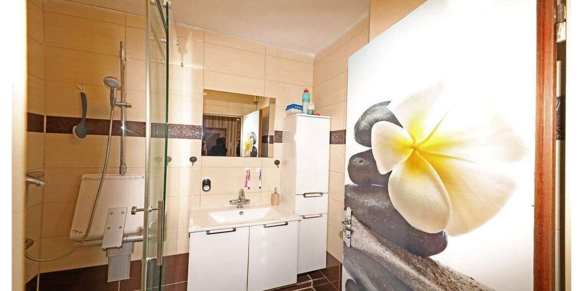 Etagenwohnung Krefeld Dießem/Lehmheide - 3 Zimmer, 74 m&sup2;, 185.000&euro; | Angebot:25695107