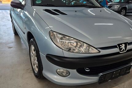 Peugeot 206 76.599 km 2.999 &euro; Rheinberg 47495