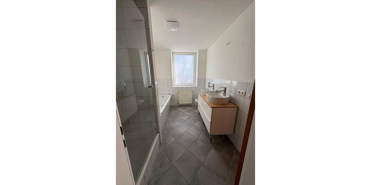 Einfamilienhaus Oberhausen Biefang - 4 Zimmer, 108 m&sup2;, 1.135&euro; | Angebot:25417255