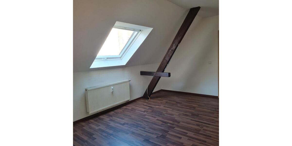 Dachgeschoßwohnung Krefeld Dießem - 2 Zimmer, 40 m&sup2;, 400&euro; | Angebot:25987306