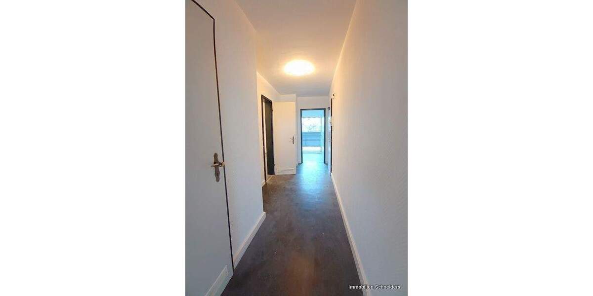 Etagenwohnung Krefeld Cracau - 2 Zimmer, 64 m&sup2;, 580&euro; | Angebot:26244441