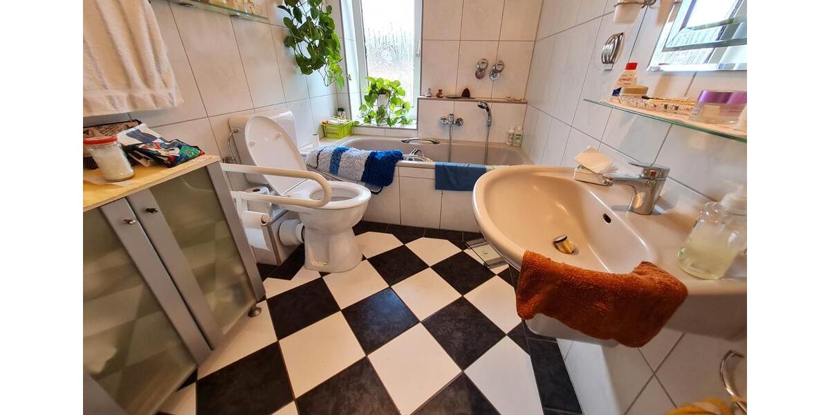 Etagenwohnung Marl - 4 Zimmer, 122 m&sup2;, 189.000&euro; | Angebot:27004133