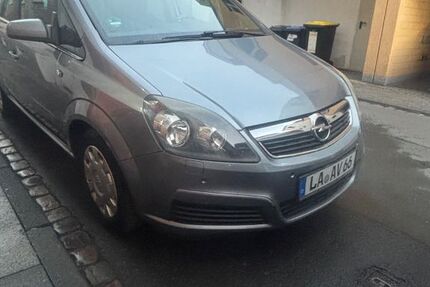 Opel Zafira 154.300 km 1.900 &euro; Duisburg 47138