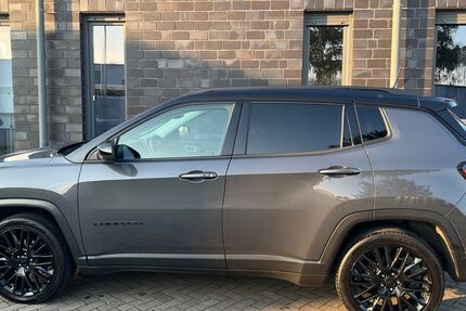 Jeep Compass 43.998 km 19.999 &euro; Voerde 46562