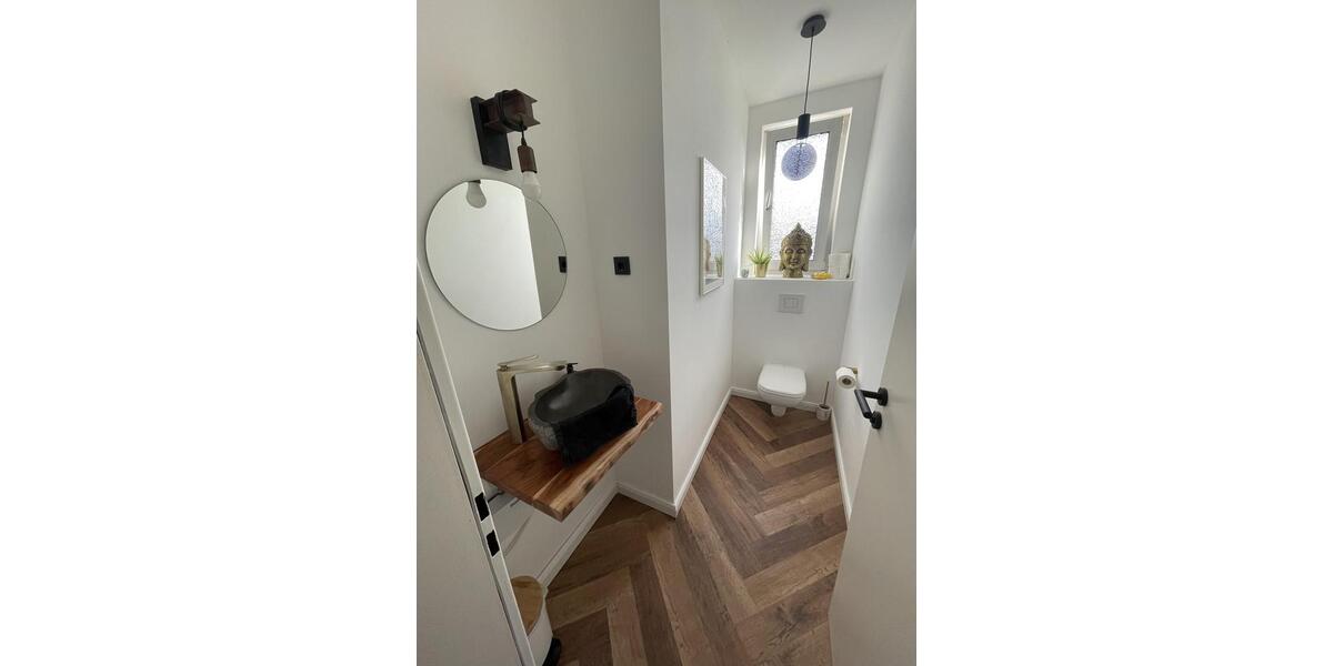 Etagenwohnung Krefeld Cracau - 4 Zimmer, 112 m&sup2;, 1.240&euro; | Angebot:25871602