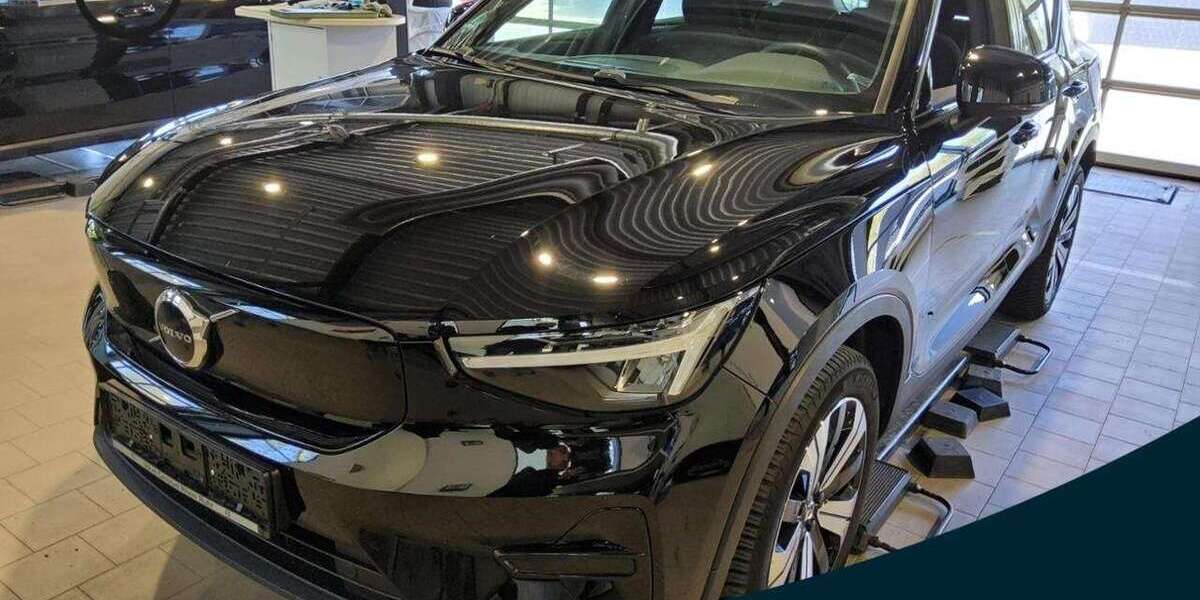 Volvo XC40 32.414 km 28.950 &euro; Essen-Kray 45309