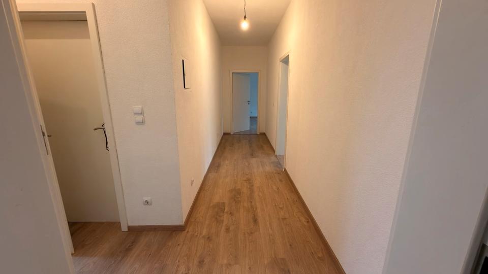 Dachgeschoßwohnung Essen Stadtbezirk V - 2 Zimmer, 69 m&sup2;, 850&euro; | Angebot:25979642