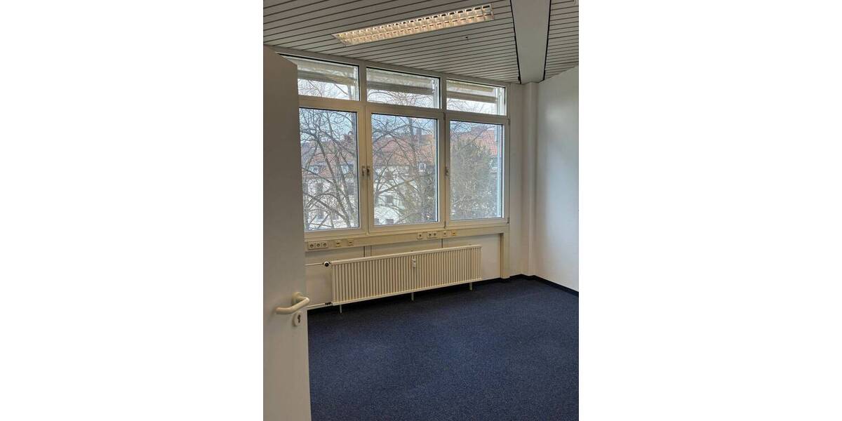 Gewerbeobjekt Krefeld Kempener Feld/Baakeshof - 898&euro; | Angebot:26258241