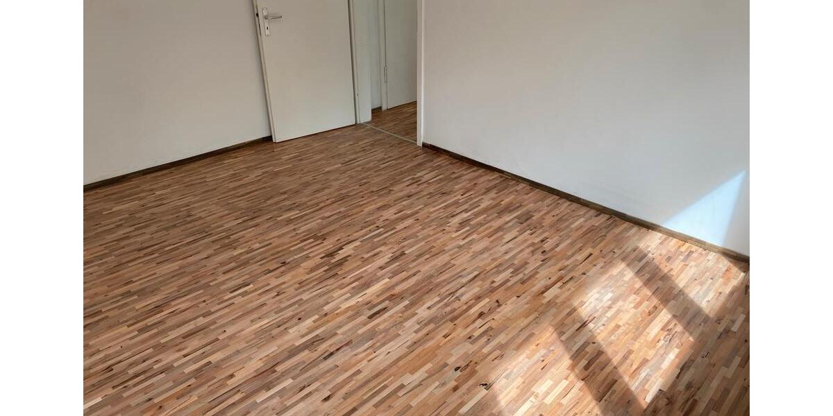 Etagenwohnung Duisburg Mittelmeiderich - 2 Zimmer, 36 m&sup2;, 54.800&euro; | Angebot:26885313