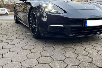 Porsche Panamera 179.000 km 47.450 &euro; Oberhausen 46049