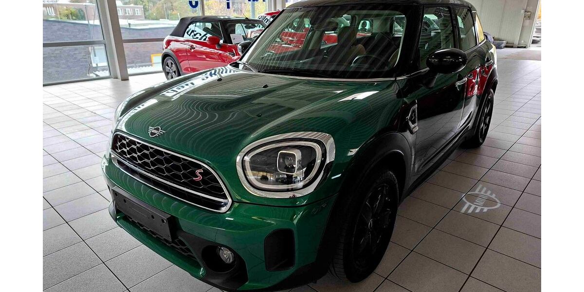Mini Countryman S (Cooper) 73.000 km 27.490 &euro; Essen 45139